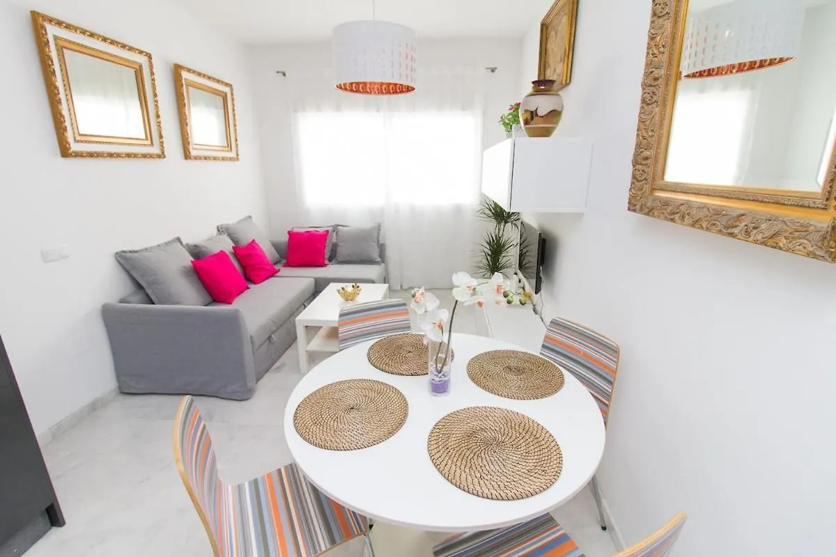 C71 - Cool 1 Bedroom Apartment Capuchinos Malaga Spain